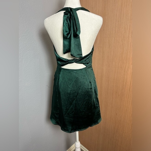 Here Comes The Sun Forrest Green Satin Mini Dress, Size Small (v) - Picture 4 of 9